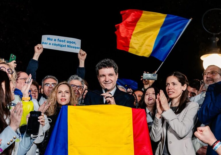 În spatele cortinei. Cum și-a trăit omul Nicușor Dan ultimele ore înainte ca viața lui să se schimbe complet