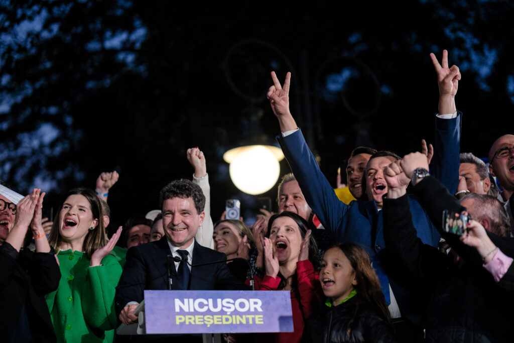Nicușor Dan a câștigat alegerile în toate sectoarele Capitalei