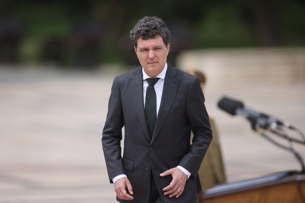 Fundația Romanian Business Leaders îi cere președintelui menținerea cotei unice de impozitare și anularea impozitului pe cifra de afaceri