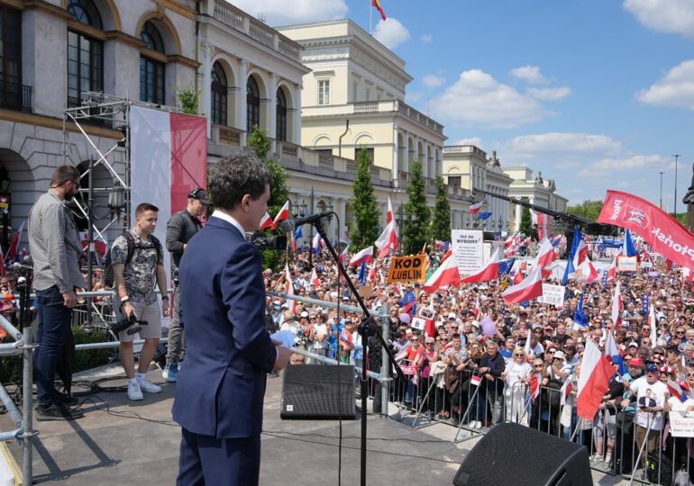 Nicușor Dan, interviu pentru Gazeta Wyborcza: Suntem datori să explicăm cetățenilor și aliaților cauza anulării alegerilor. Credibilitatea țării depinde de asta
