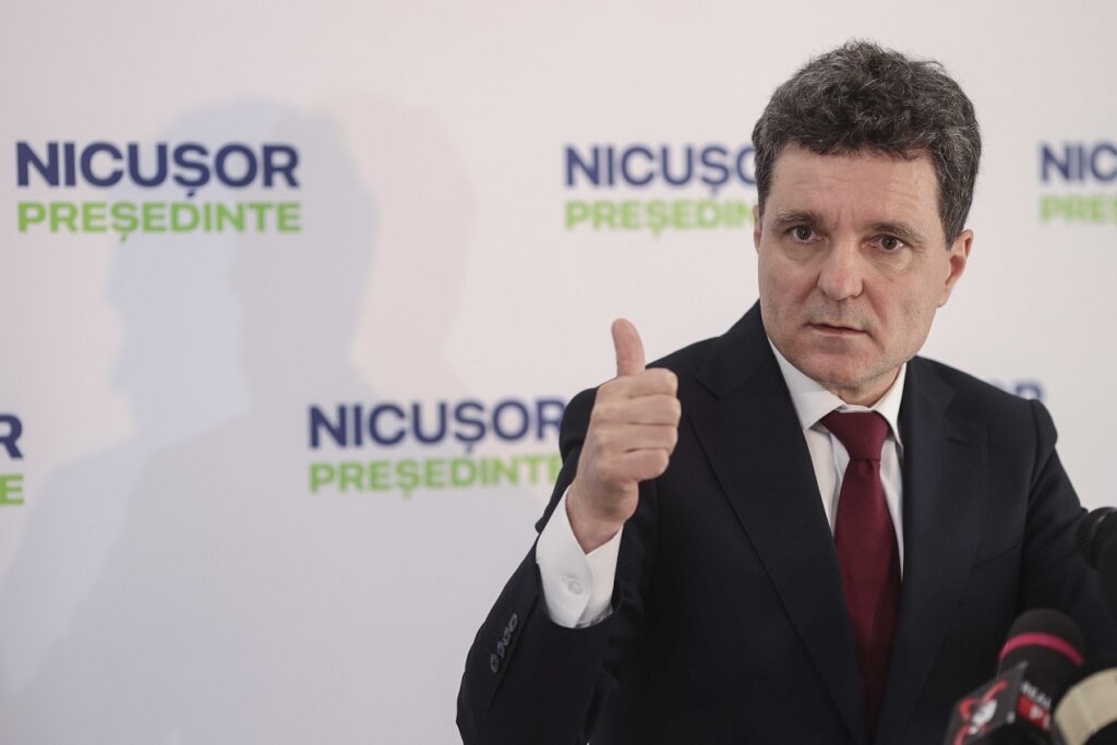 Nicușor Dan conferință