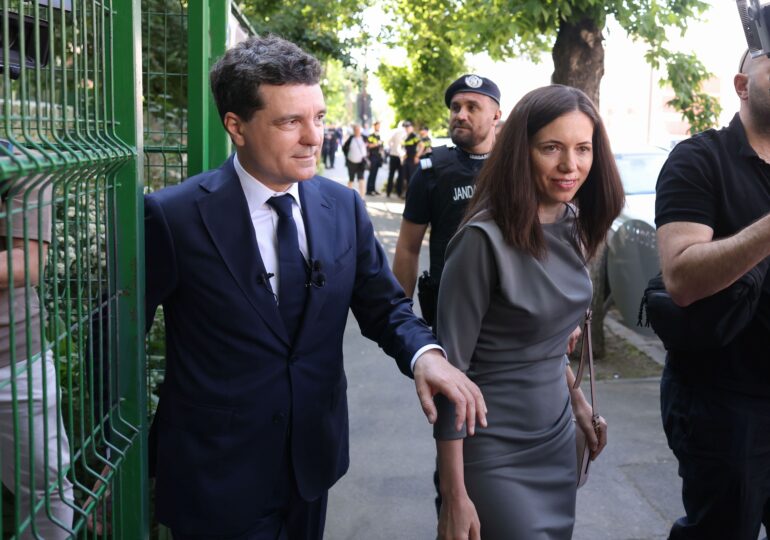 Cum face față familia lui Nicușor Dan la viața cu SPP și presiunea funcției