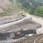 Dezastru la Salina Praid. Pârâul Corund are de 100 de ori debitul normal. „Am pierdut lupta cu natura” (Video)