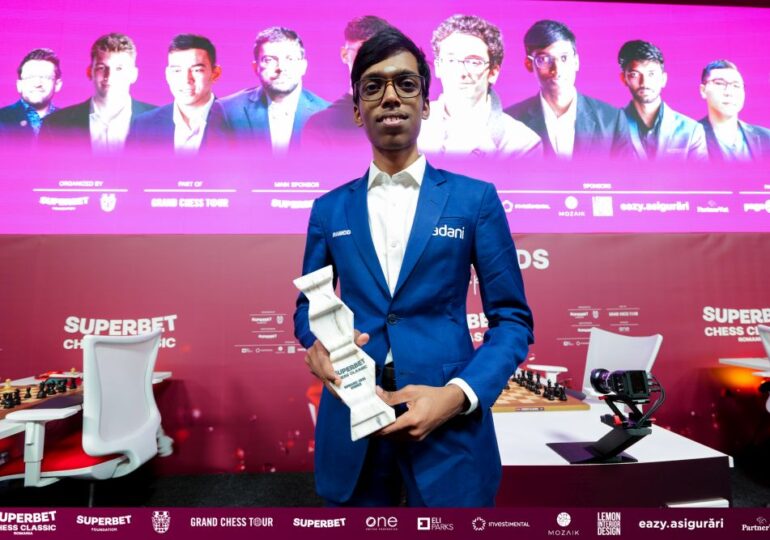 Praggnanandhaa câștigă Superbet Chess Classic România 2025 după un tie-break spectaculos