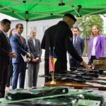 Trump ar vrea să deporteze imigranți în R. Moldova. Deocamdată a început cu donații de echipamente pentru poliție
