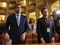Politico scrie despre criza din România. Simion amenință cu suspendarea lui Nicușor Dan, dacă refuză anticipatele: „Nimeni nu vrea o nouă Grecie”