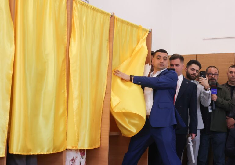 AUR tot crește și a ajuns la 41%, PSD recuperează un pic, PNL în scădere - sondaj și infografic INSCOP