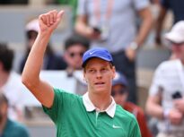 Jannik Sinner, în optimi la Roland Garros