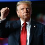 „Ping Pong” în justiție cu tarifele lui Trump: O curte federală de apel le-a restabilit temporar, la o zi după ce au fost declarate neconstituționale