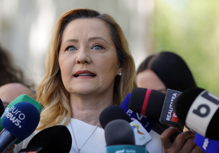 Lasconi, despre candidatul pe care și-l dorește în turul doi: Pe Brad Pitt