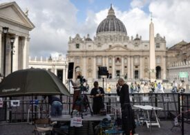 Cine va fi noul papă? Cardinalii se adună pentru a-l alege în cel mai mare secret pe viitorul pontif