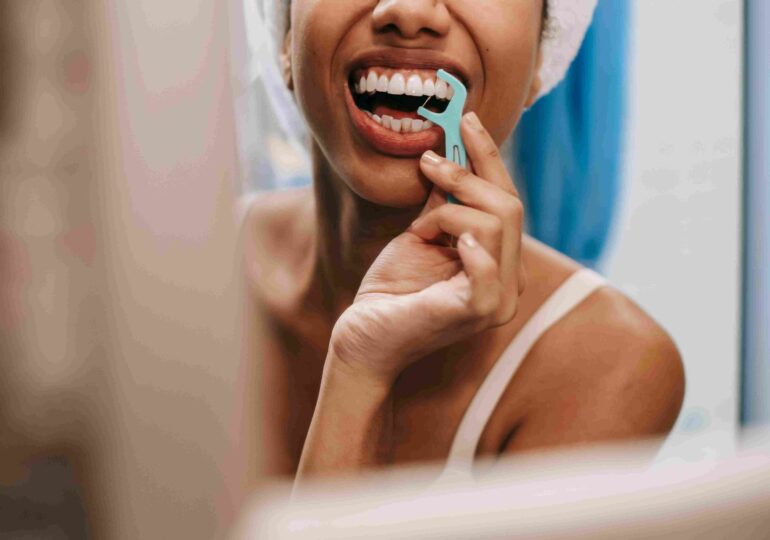 S-a inventat ața dentară care poate măsura stresul