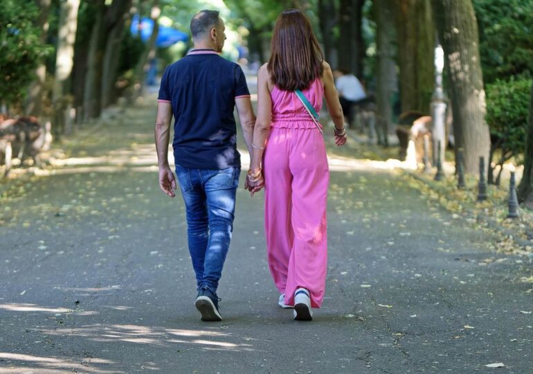 Bărbații se îndrăgostesc mai repede și mai des decât femeile - studiu în 33 de țări