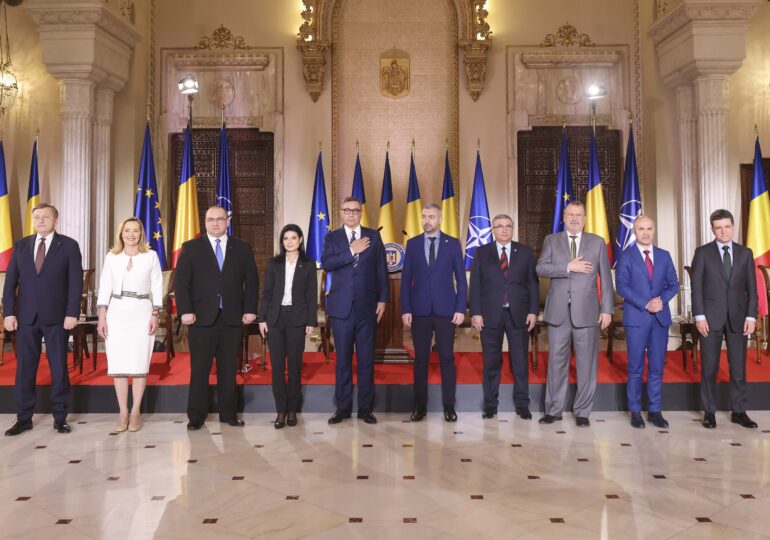 Președintele celei mai complicate situații de la Revoluție încoace. Cele 4 mari sectoare cu probleme