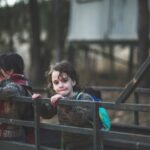 Cum arată fericirea pentru copiii din satele României și câți au, de fapt, parte de ea
