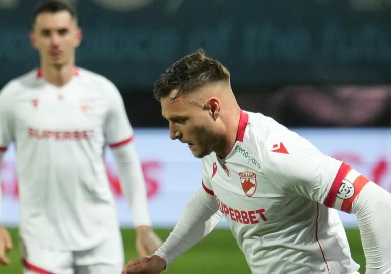 Dennis Politic, întrebat dacă se transferă la FCSB: Răspunsul ferm al fotbalistului
