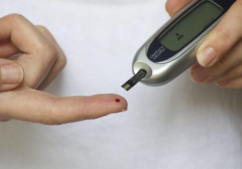 O procedură minim invazivă în caz de diabet 2 are efecte benefice similare cu bypass-ul gastric pentru obezitate. În ce constă noul tratament