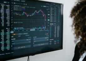 Comisia Europeană: România rămâne în zona roșie, cu deficit bugetar masiv și creștere economică anemică