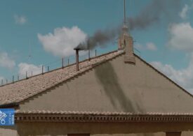 <span style="color:#990000;">LIVE VIDEO</span> Din nou fum negru la Vatican. Încă un eșec în alegerea noului papă