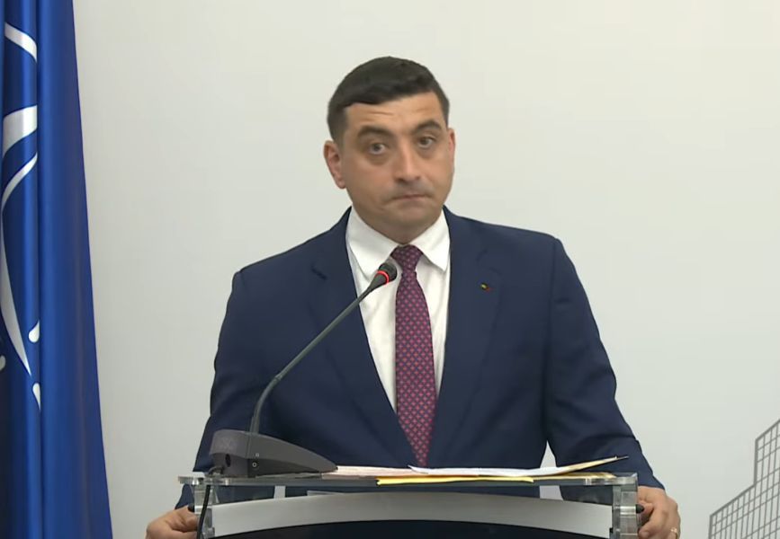 Simion fuge de confruntare: Iar pleacă din țară în plin maraton de dezbateri electorale