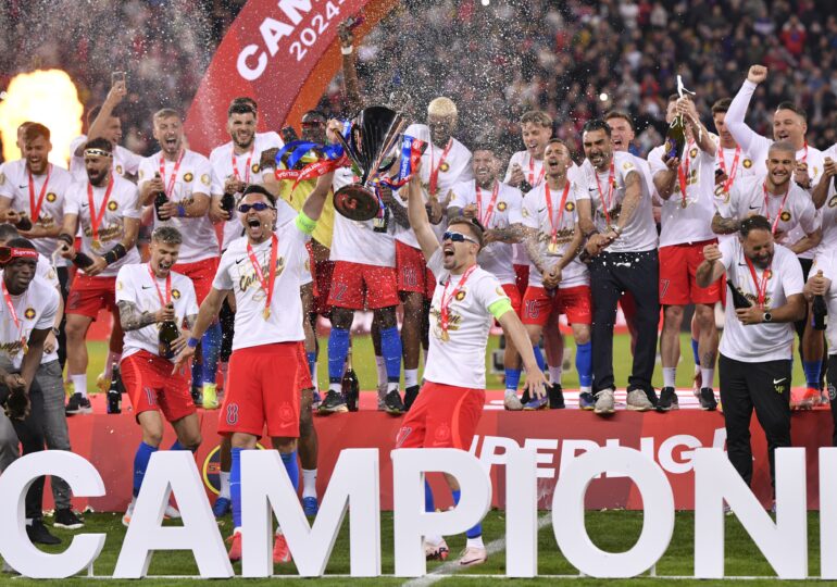FCSB, gata să ofere un contract în alb: Ofertă-surpriză pregătită de campioana României
