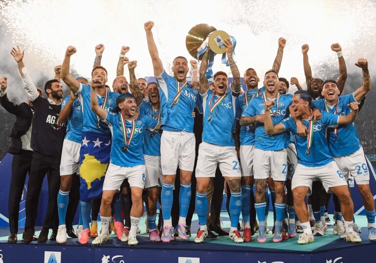 Napoli i-a luat fața lui Inter și a câștigat al patrulea titlu de campioană din istorie