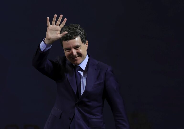 Nicușor Dan depune jurământul în Parlament. Noul președinte își preia azi mandatul