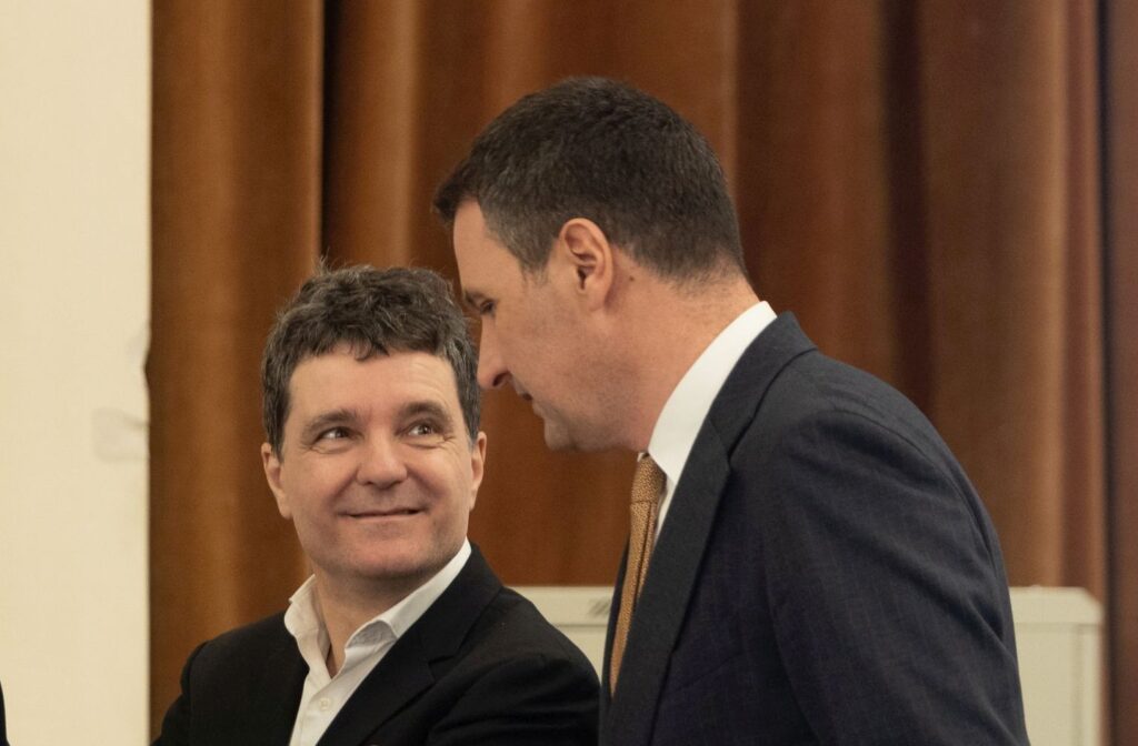 Nicușor Dan începe chiar de azi discuțiile pentru buget: fără taxe mai mari, dar cu 18 miliarde de la UE în joc