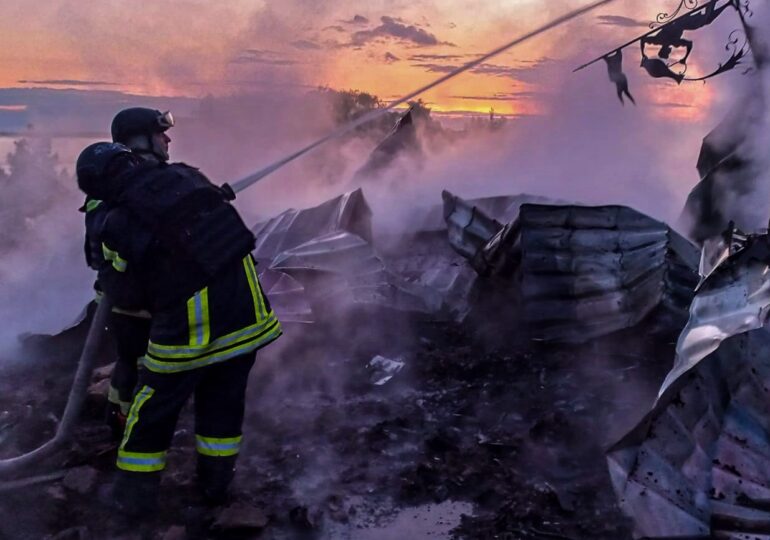 Ziua 1182 Evacuări din Sumî. Dezvăluiri despre discuția dintre Putin și Trump. Președintele SUA i-a uimit pe liderii europeni