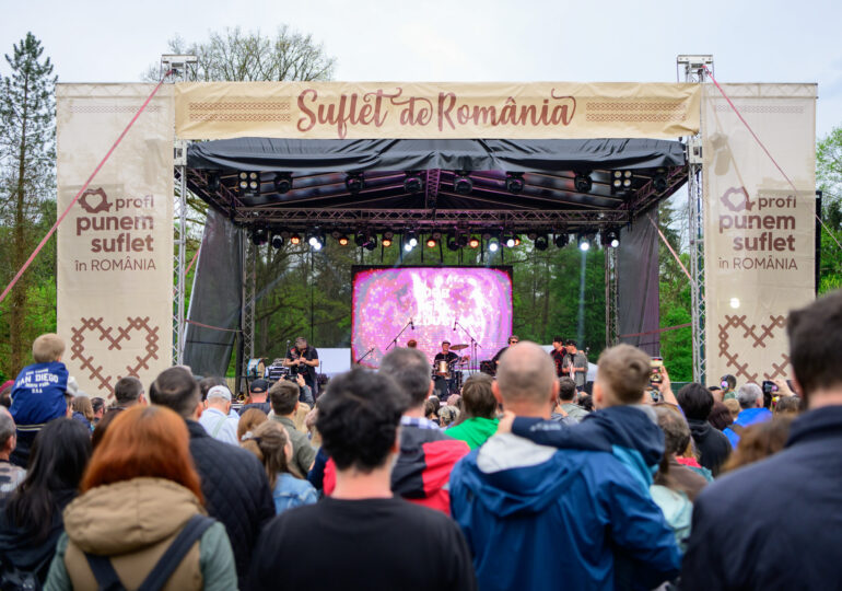Peste 10.000 de participanți și 80 de mici producători locali, în a treia ediție a festivalului Suflet de România - VIDEO