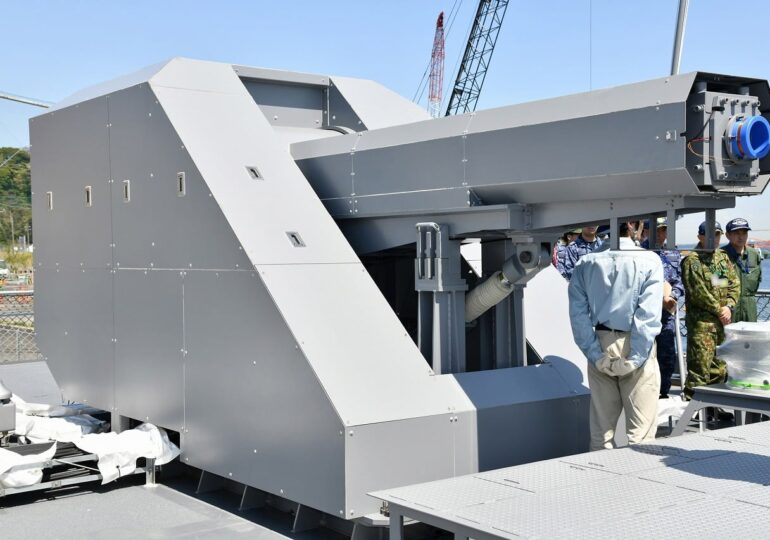 Japonia are arma viitorului: Tunul electric care poate să doboare rachete hipersonice (Foto & Video)