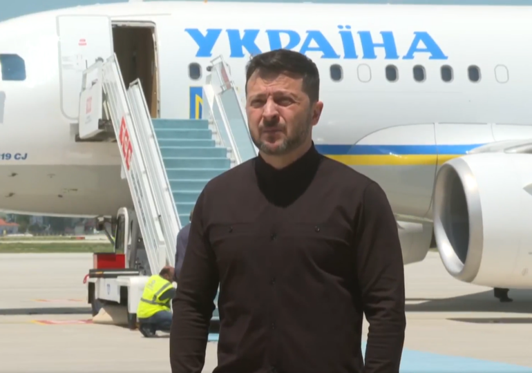 Putin refuză să vină la negocieri. Zelenski nu mai merge la Istanbul. Zaharova îl jignește: „Clovn. Ratat. Fără formare.” Replica Kievului: „Lătrături de la Moscova” (Video)