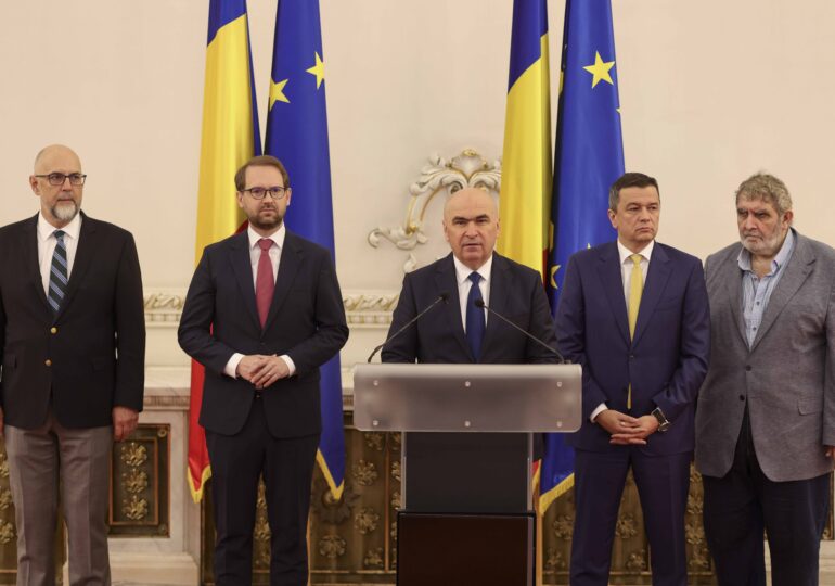 S-a semnat acordul de guvernare: "Ne așteaptă decizii grele, care vor însemna și durere"/ "O formulă care ne mulțumește și ne nemulțumește pe toți în aceeași măsură" (Video)