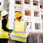Estul și vestul țării trag piața imobiliară în direcții opuse: Cum arată diferențele de preț la apartamente