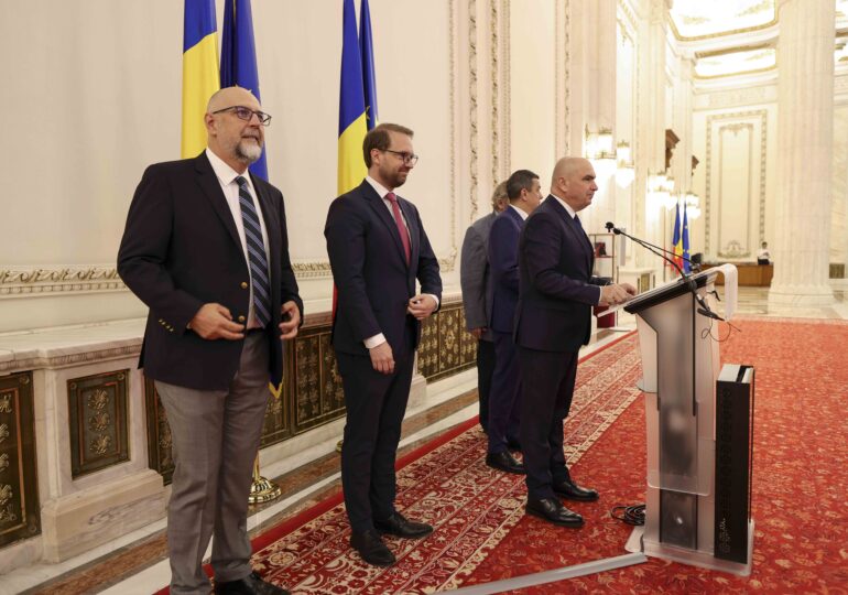 Miniștrii lui Bolojan sunt audiați luni în Parlament, ca să avem guvern votat chiar în seara asta
