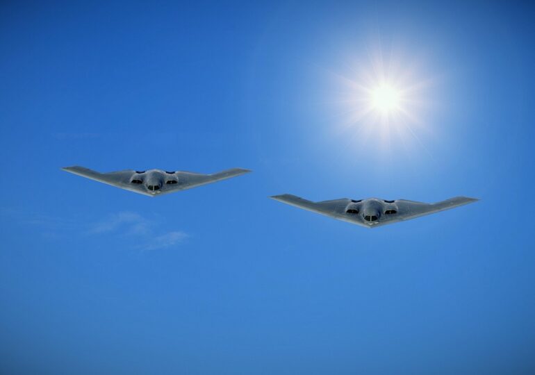 Bombardiere B-2 stealth și 8 avioane cisternă ale Forțelor Aeriene SUA se îndreaptă spre baza Diego Garcia din Oceanul Indian