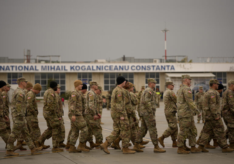 Trump retrage sute de militari americani din România. Explicația MApN