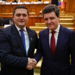 Capcană cu droguri pentru un senator USR? Pachet cu MMC găsit sub mașină