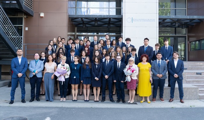 Triplă celebrare a excelenței academice la Complexul Educațional Laude-Reut: Diplomație, antreprenoriat și comunicare la cel mai înalt nivel