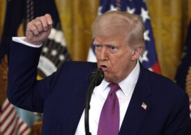 Trump susține că a distrus complet siturile nucleare din Iran și vrea „regim nou”, parlamentarii cer limitarea puterilor sale