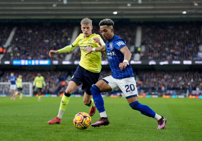 Dan Șucu dă prima lovitură a verii. Transferă un fost jucător de Premier League