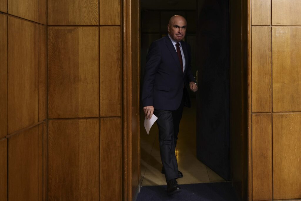 Va supraviețui politic Ilie Bolojan?