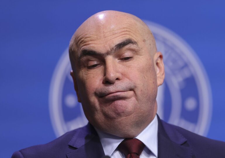 Bolojan: Reformarea PNL prin marginalizarea femeilor?