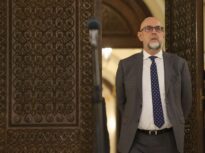 Kelemen Hunor, după întâlnirea cu Nicușor Dan: Premierul nu poate veni nici din PSD, nici din PNL. Președintele discută acum cu Bolojan