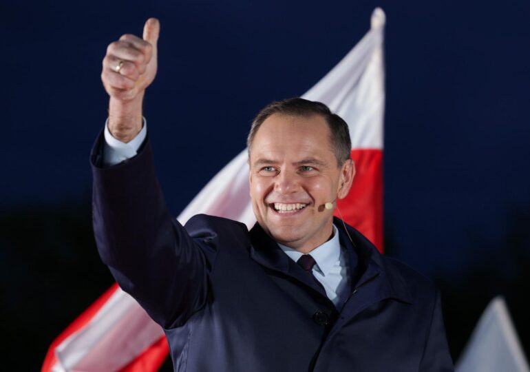 Cum schimbă victoria lui Nawrocki relația Poloniei cu UE
