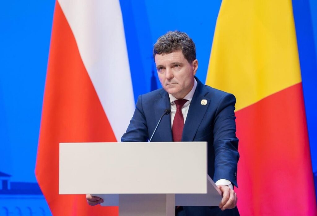 Nicușor Dan îl felicită pe Karol Nawrocki pentru victoria în alegerile din Polonia