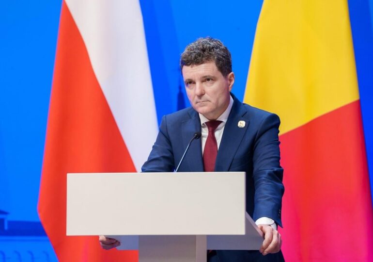 Nicușor Dan îl felicită pe Karol Nawrocki pentru victoria în alegerile din Polonia