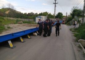 Cursă contra cronometru la Praid: Se construiește o linie de apărare. A fost activat mecanismul european de sprijin, Guvernul cheamă experți internaționali