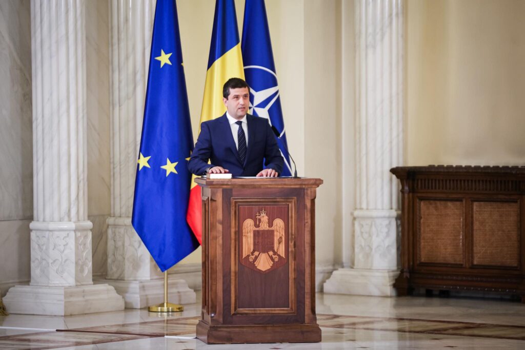 Ministrul Miruță trimite conducerea ROMARM la Parchet și DNA: Selecția s-a făcut cu încălcarea legii