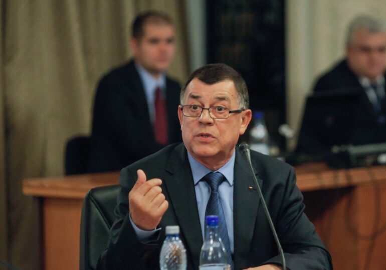 A murit Radu Stroe